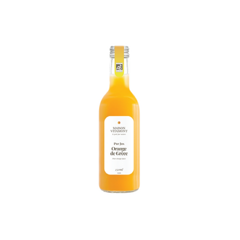 100% pure organic orange juice made from sun-ripened oranges grown around the mediterranean basin. Naturally rich in vitamin c.